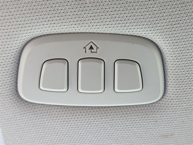 2025 Lincoln Aviator Reserve AWD photo