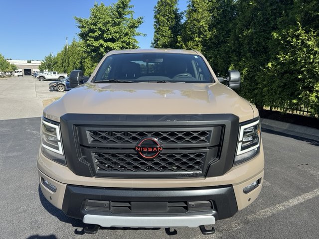 2023 Nissan Titan XD PRO-4X 4WD photo