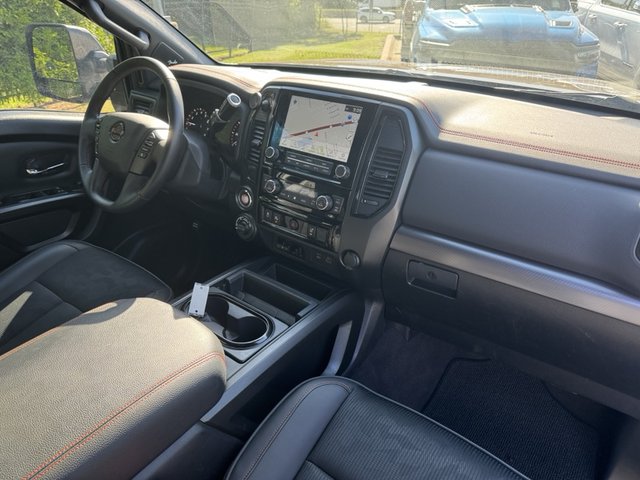 2023 Nissan Titan XD PRO-4X 4WD photo