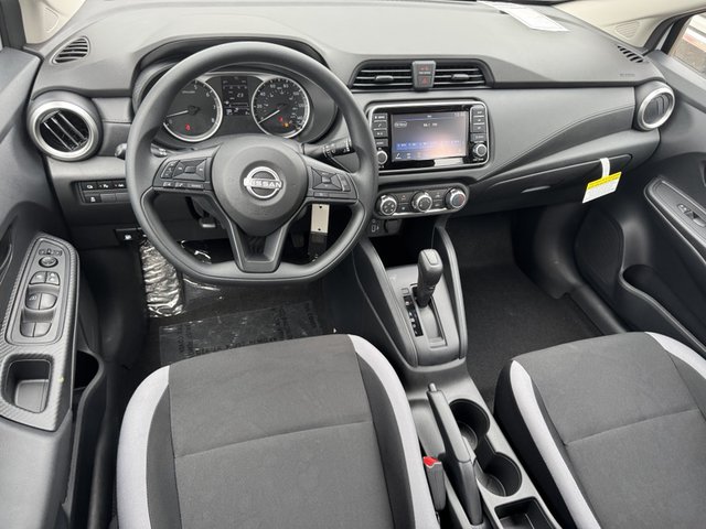 2025 Nissan Versa S photo