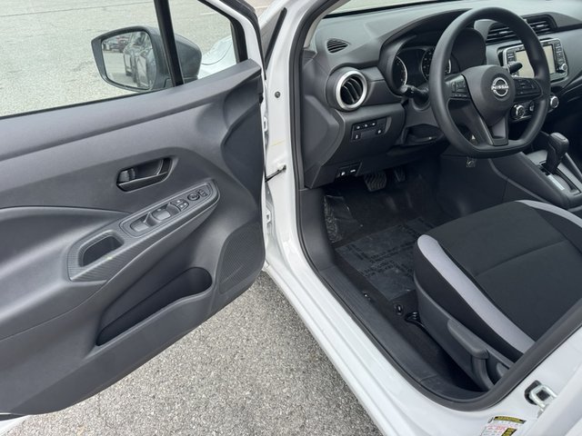 2025 Nissan Versa S photo