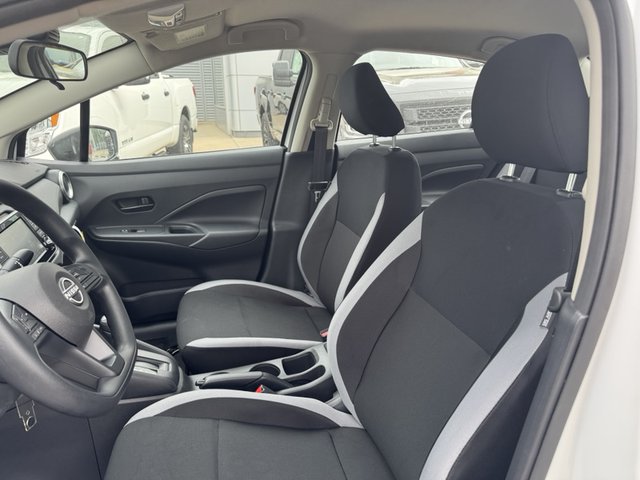 2025 Nissan Versa S photo