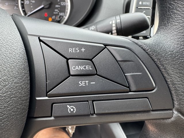 2025 Nissan Versa S photo