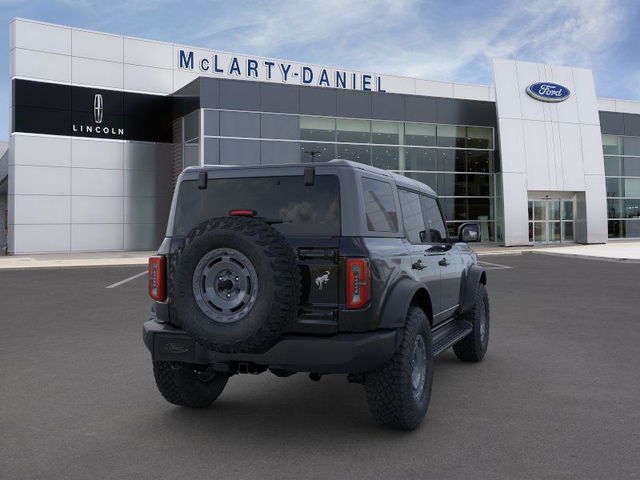 2025 Ford Bronco Outer Banks 4Dr 4WD photo