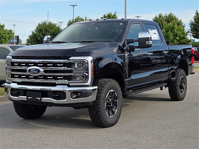 2025 Ford F-250 SD 4WD photo