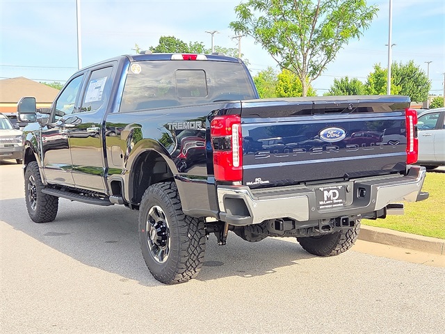 2025 Ford F-250 SD 4WD photo