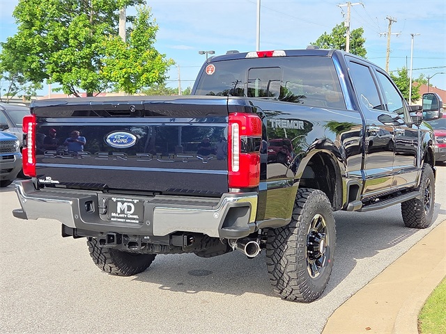2025 Ford F-250 SD 4WD photo