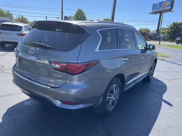 2017 Infiniti QX60 AWD photo