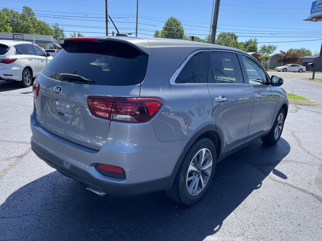 2020 Kia Sorento LX V6 AWD photo