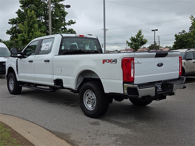 2025 Ford F-250 SD 4WD photo