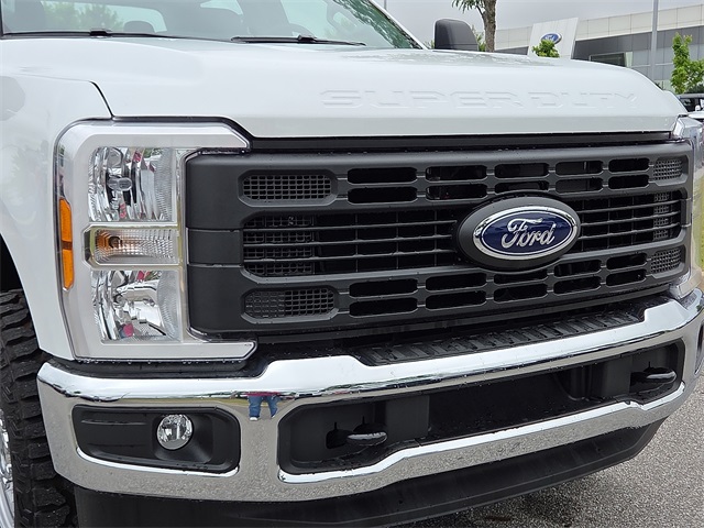 2025 Ford F-250 SD 4WD photo