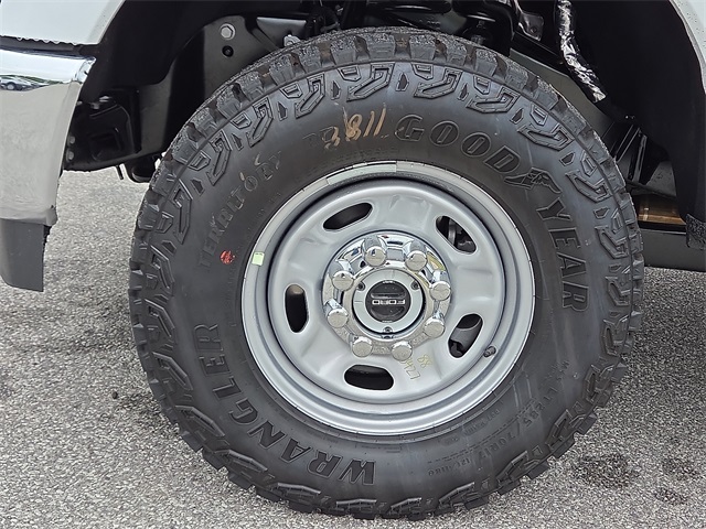 2025 Ford F-250 SD 4WD photo