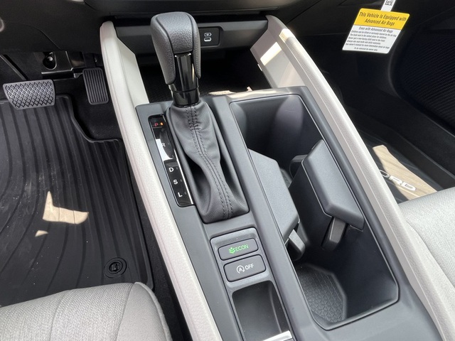 2025 Honda Accord LX photo