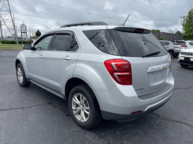 2017 Chevrolet Equinox LT FWD photo