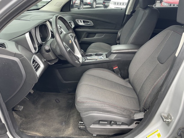 2017 Chevrolet Equinox LT FWD photo