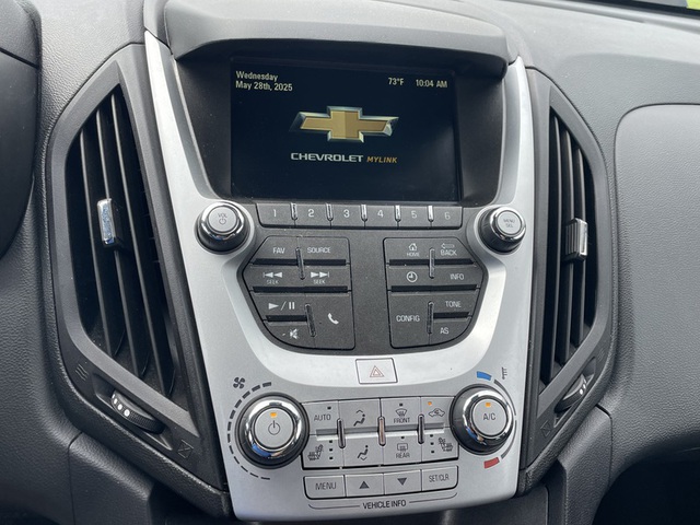 2017 Chevrolet Equinox LT FWD photo