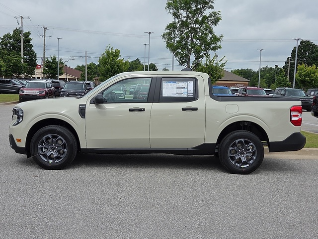 2025 Ford Maverick XLT FWD photo