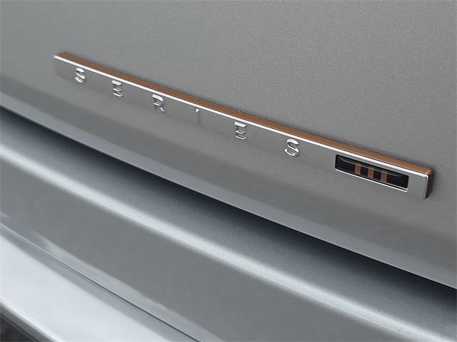 2022 Jeep Grand Wagoneer Series III 4x4 photo