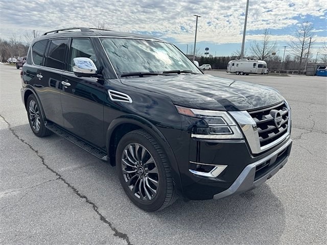 2023 Nissan Armada Platinum 4WD photo