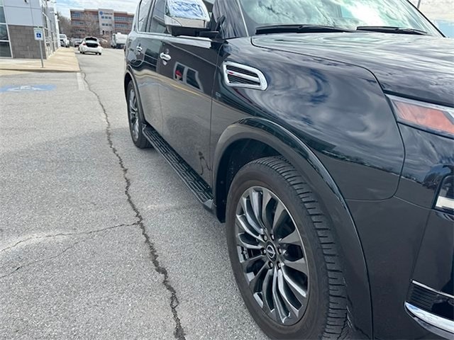 2023 Nissan Armada Platinum 4WD photo