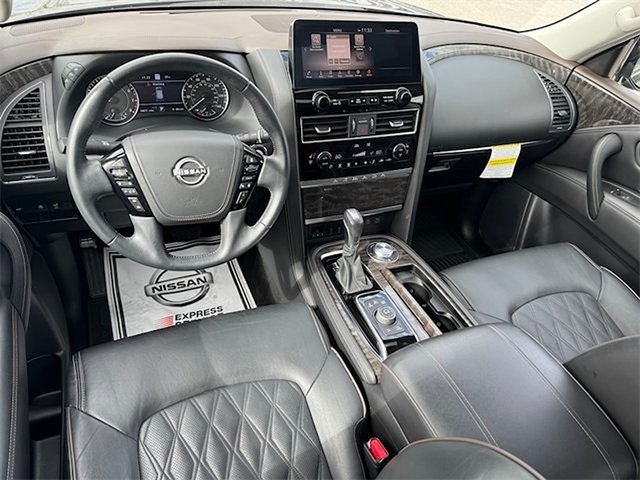 2023 Nissan Armada Platinum 4WD photo
