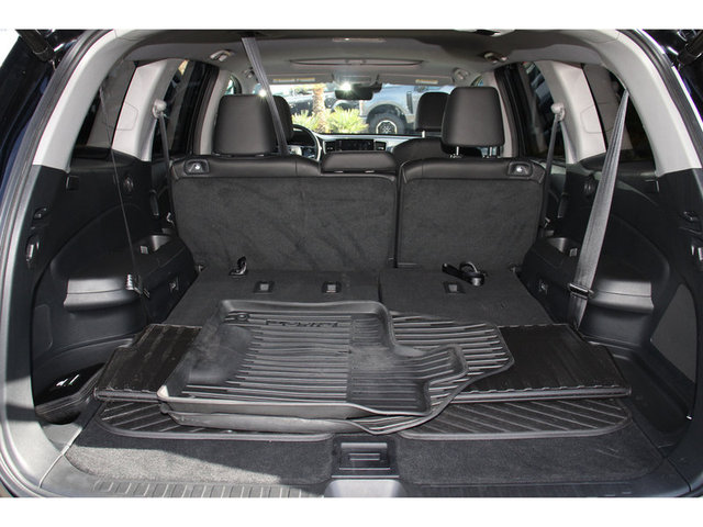 2022 Honda Pilot Special Edition FWD photo