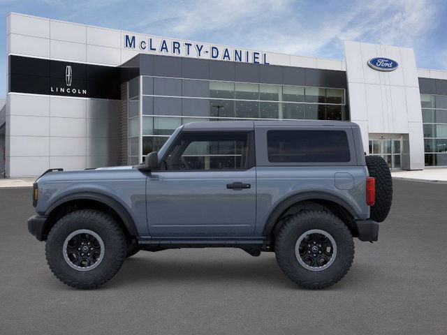 2025 Ford Bronco Base 4WD photo