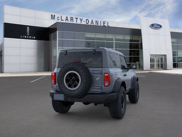 2025 Ford Bronco Base 4WD photo
