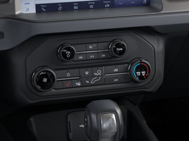 2025 Ford Bronco Base 4WD photo