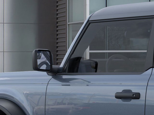 2025 Ford Bronco Base 4WD photo