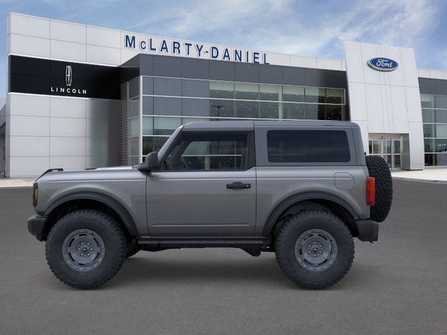 2025 Ford Bronco Base 4WD photo