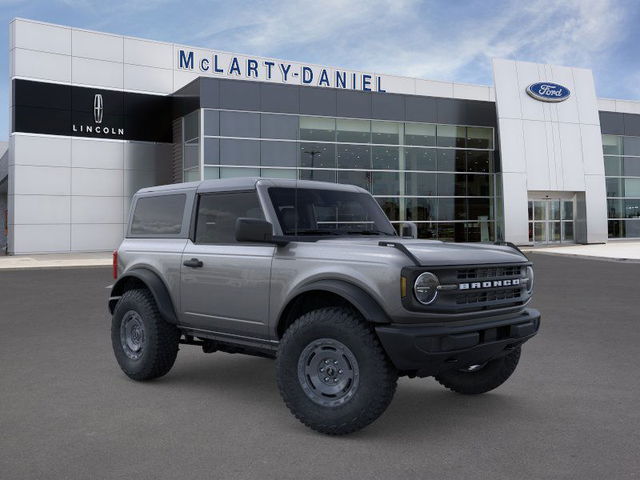 2025 Ford Bronco Base 4WD photo