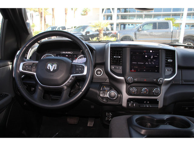 2022 RAM 1500 Big Horn 4WD 6ft4 Box photo