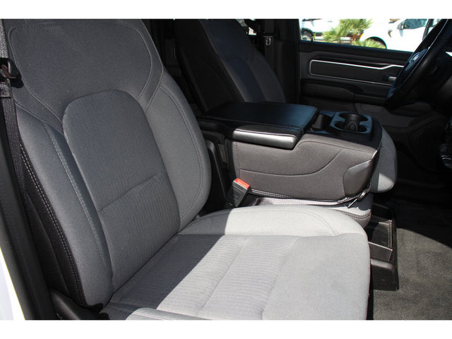 2022 RAM 1500 Big Horn 4WD 6ft4 Box photo