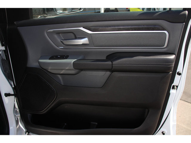 2022 RAM 1500 Big Horn 4WD 6ft4 Box photo