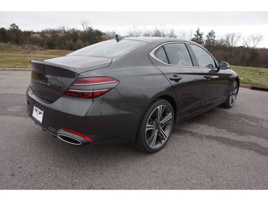 2024 Genesis G70 2.5T RWD 5