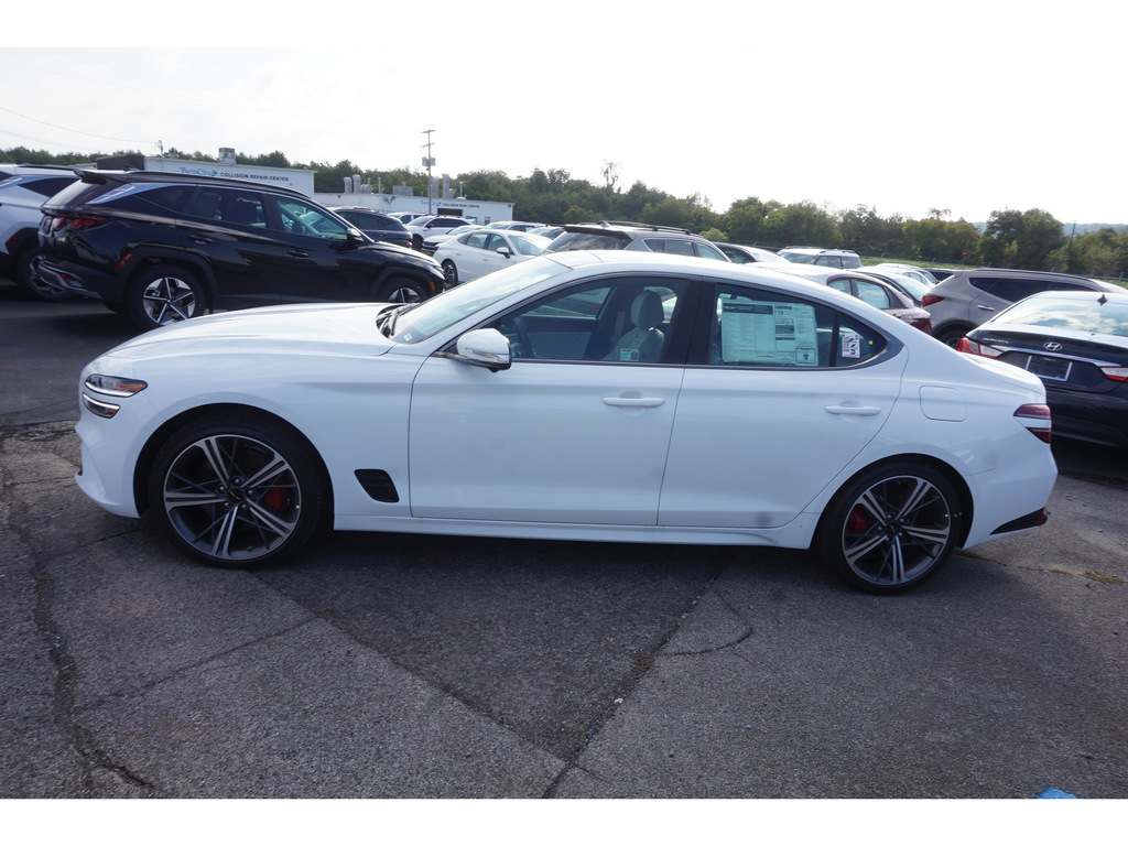 2025 Genesis G70 3.3T Sport Advanced AWD 8