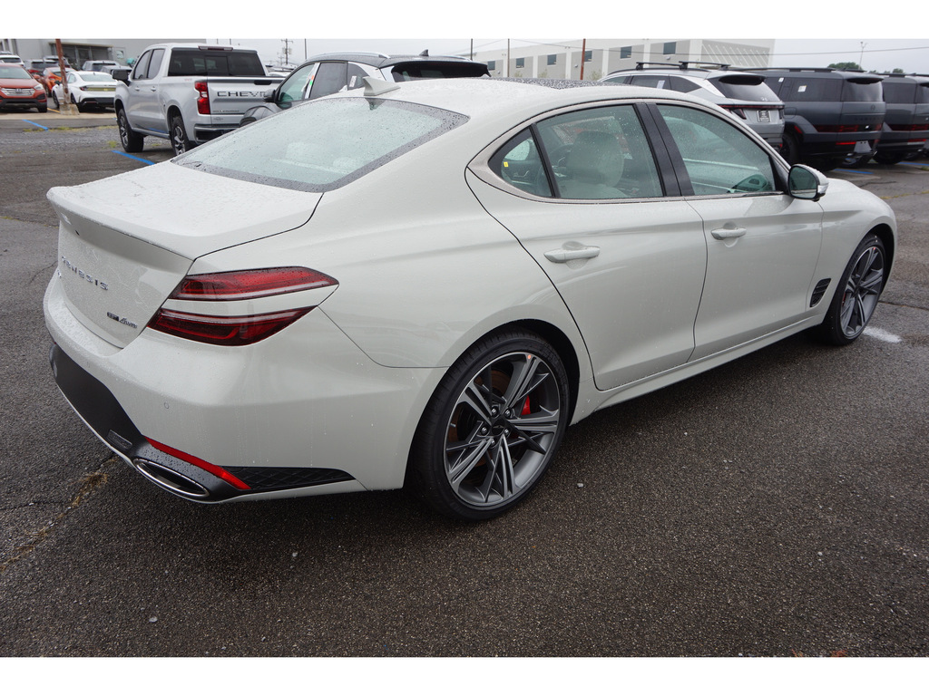 2025 Genesis G70 3.3T Sport Advanced AWD 4