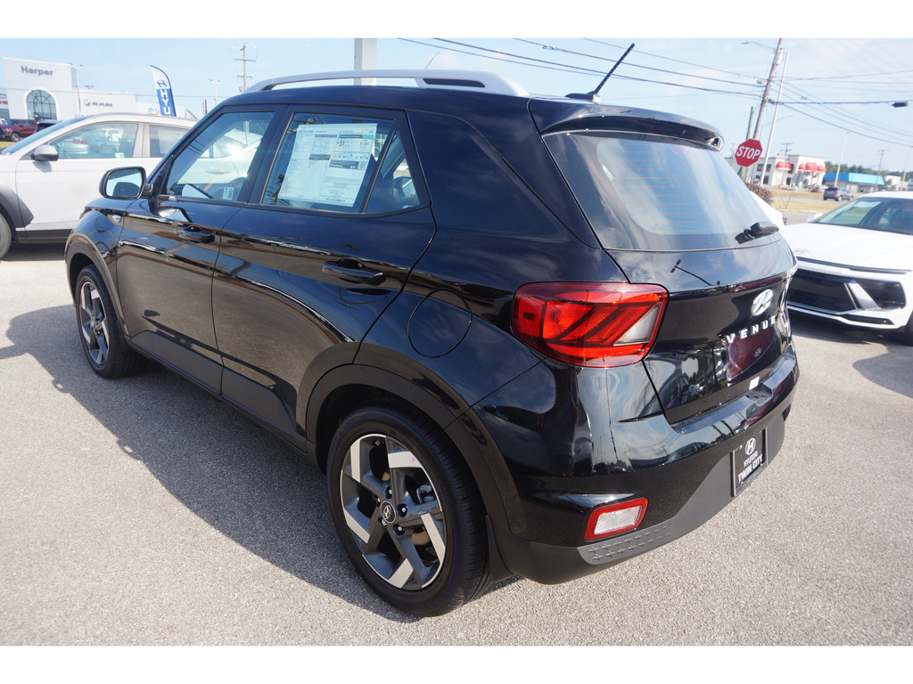 2024 Hyundai Venue SEL 6