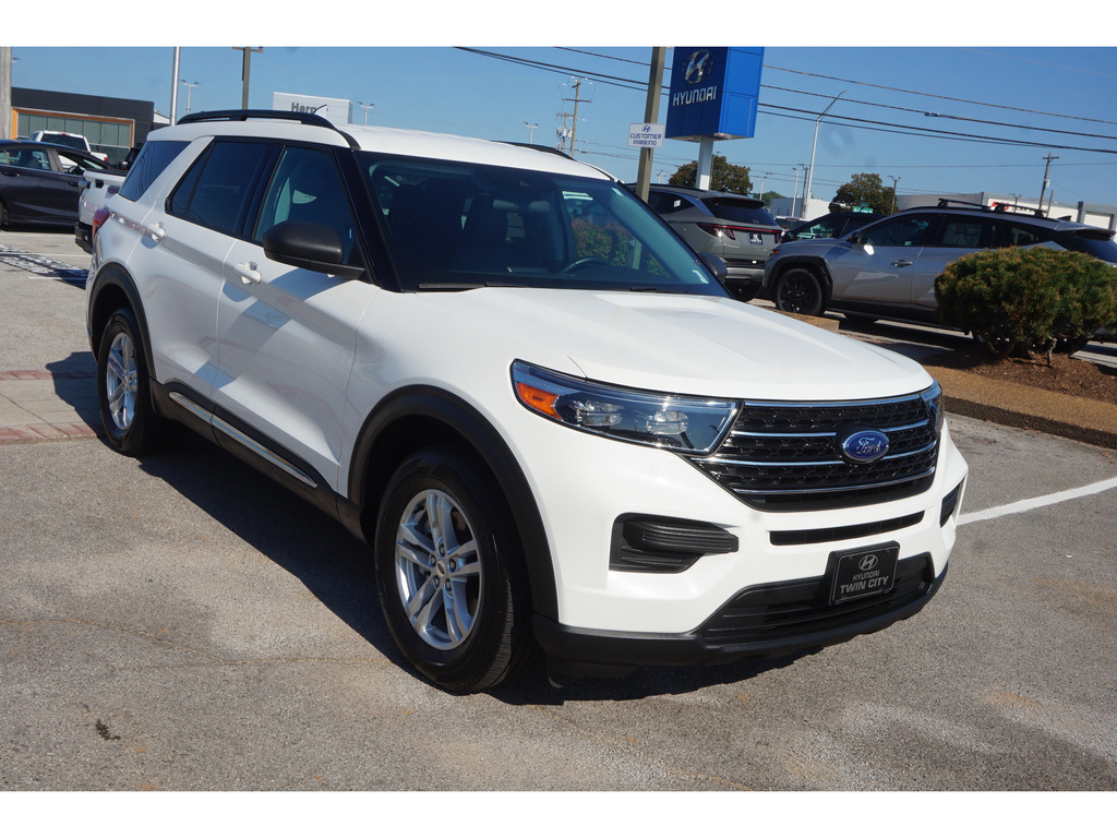 2022 Ford Explorer XLT 4WD 2