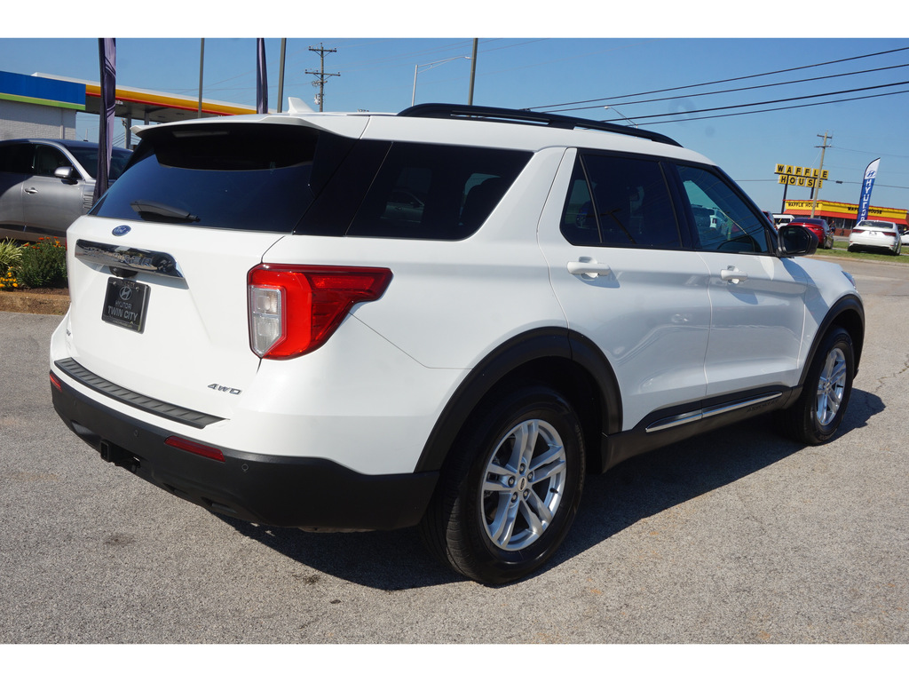 2022 Ford Explorer XLT 4WD 4