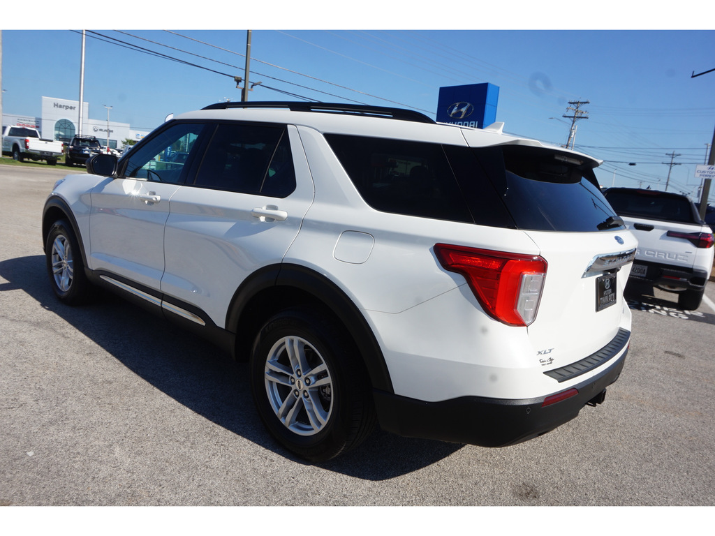 2022 Ford Explorer XLT 4WD 6