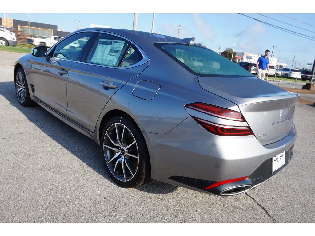 2025 Genesis G70 2.5T AWD 6