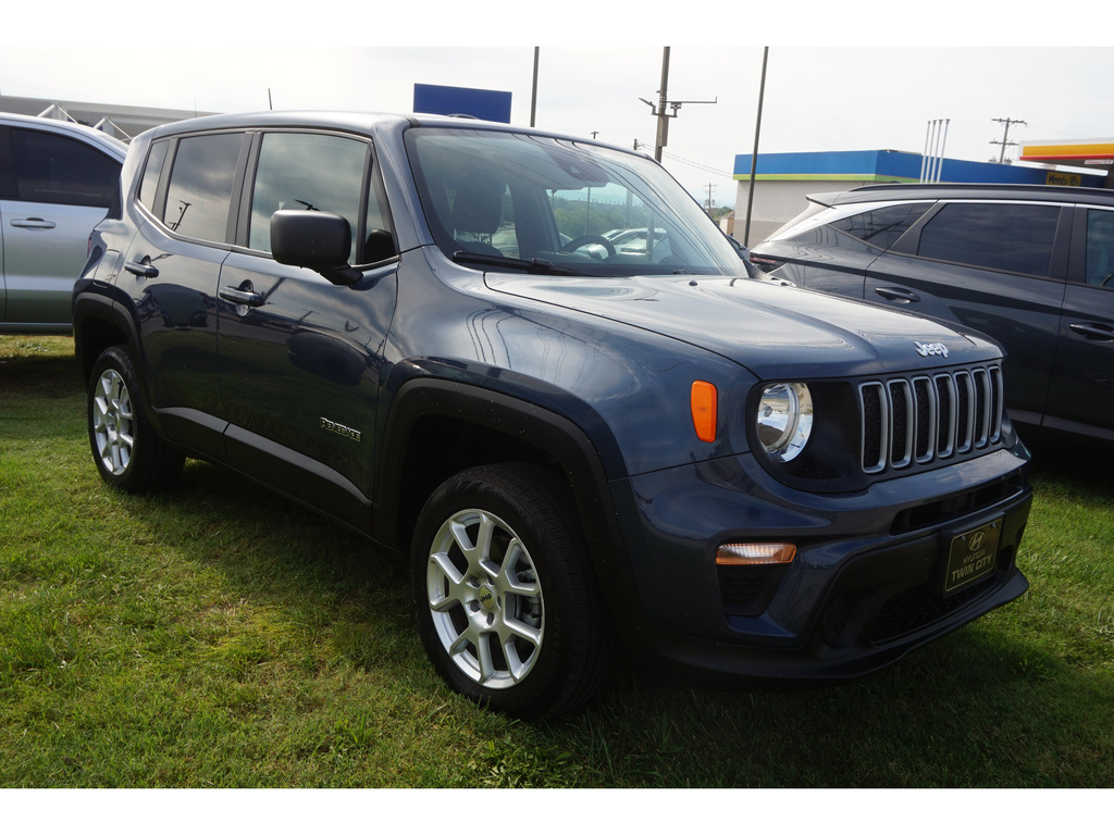 2023 Jeep Renegade Latitude 4WD 2