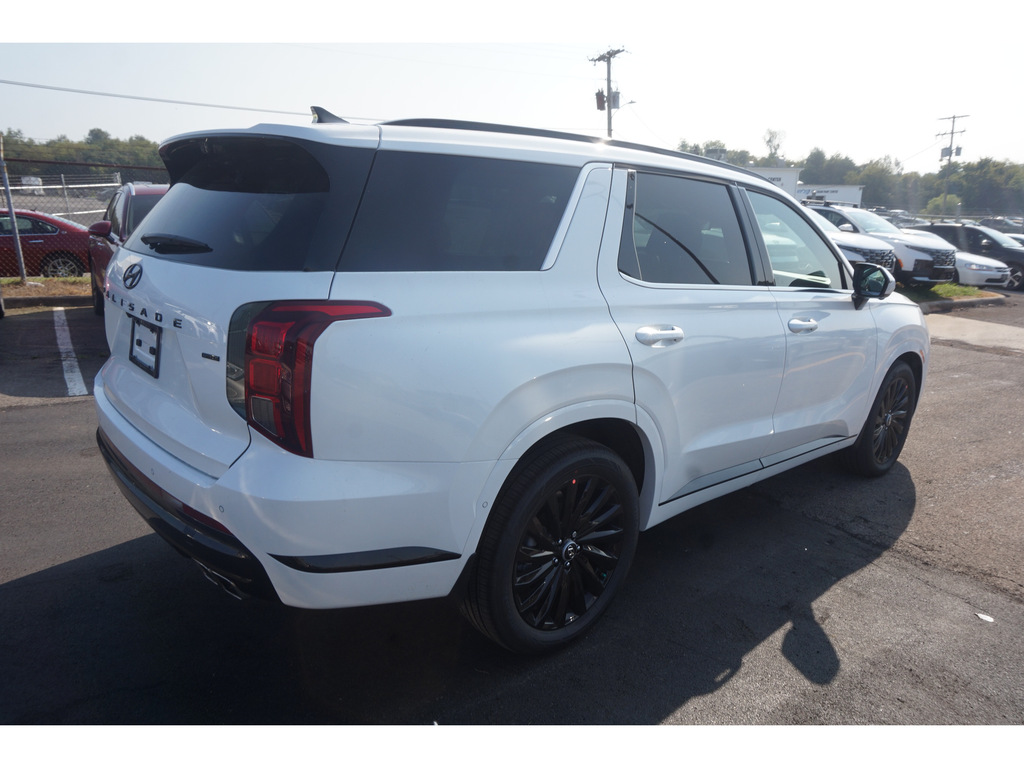 2025 Hyundai Palisade Calligraphy Night Ed AWD 4