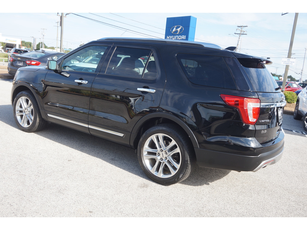 2017 Ford Explorer Limited 4WD 7