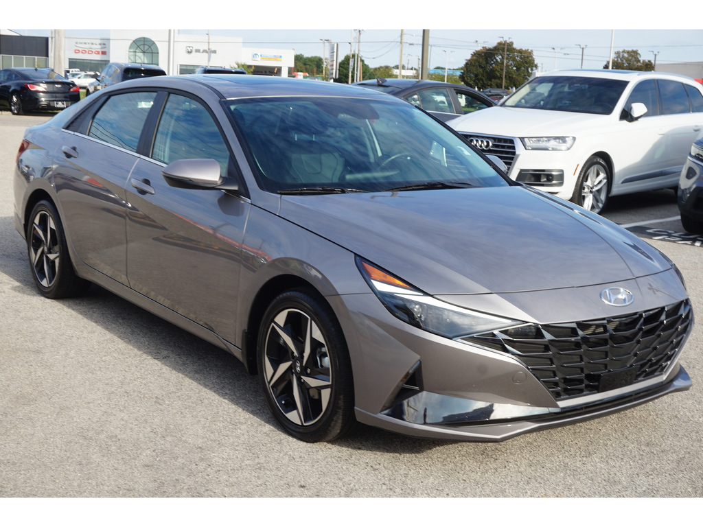 2023 Hyundai Elantra Hybrid Limited 3