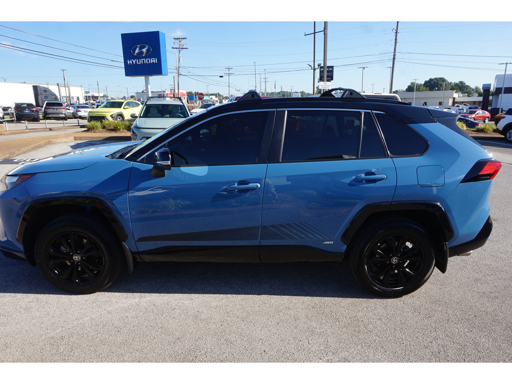 2022 Toyota RAV4 Hybrid XSE AWD 7