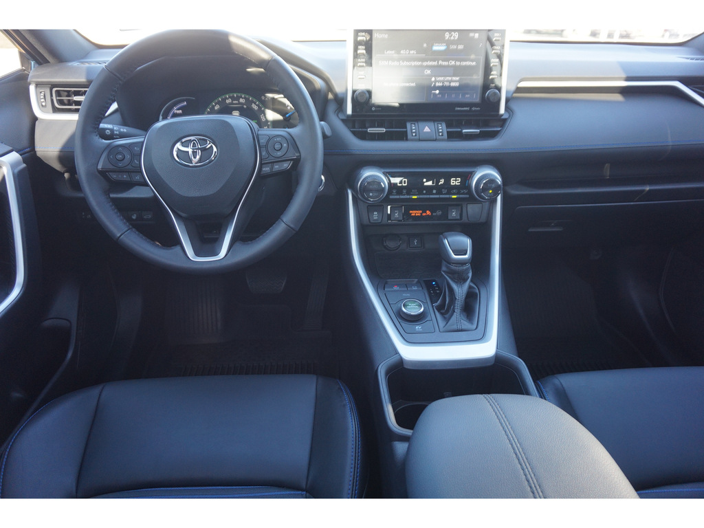 2022 Toyota RAV4 Hybrid XSE AWD 18