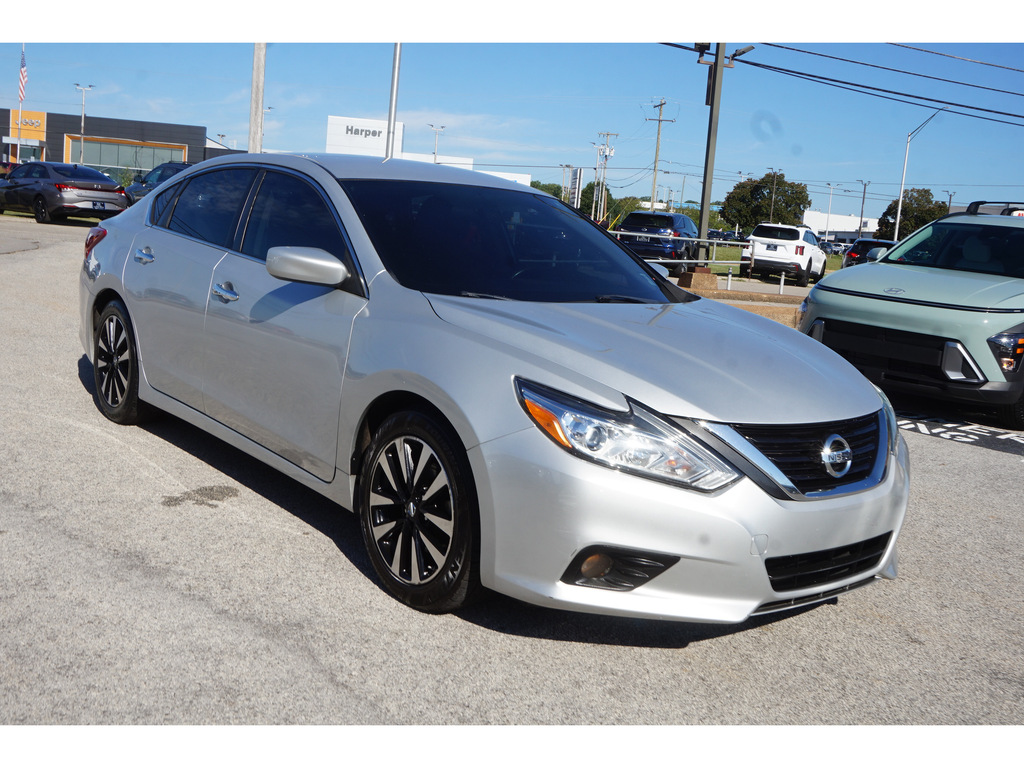 2018 Nissan Altima 2.5 SV 2